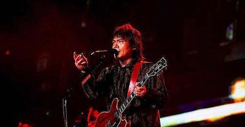 『点名』太给力!人民日报点名周星驰和伍佰,网友回复:这才是真明星