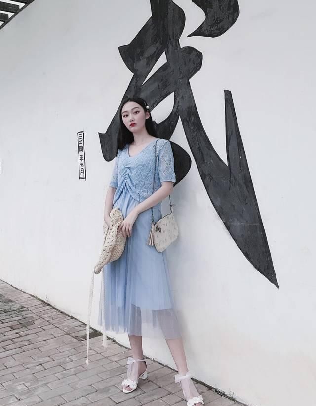  『设计』“夏日回头率超高的连衣裙”是手残党首当其冲的必选单品！