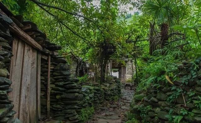 云南这些景点，趁人少的时候，赶紧去吧