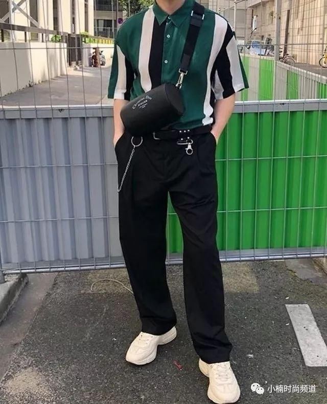 潮人们都在背!不但时髦又超能装，出门在外就靠它了