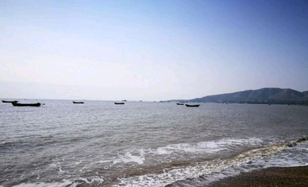 广东三个地方最适合看海,海景和三亚不一样,消费还是非常低!