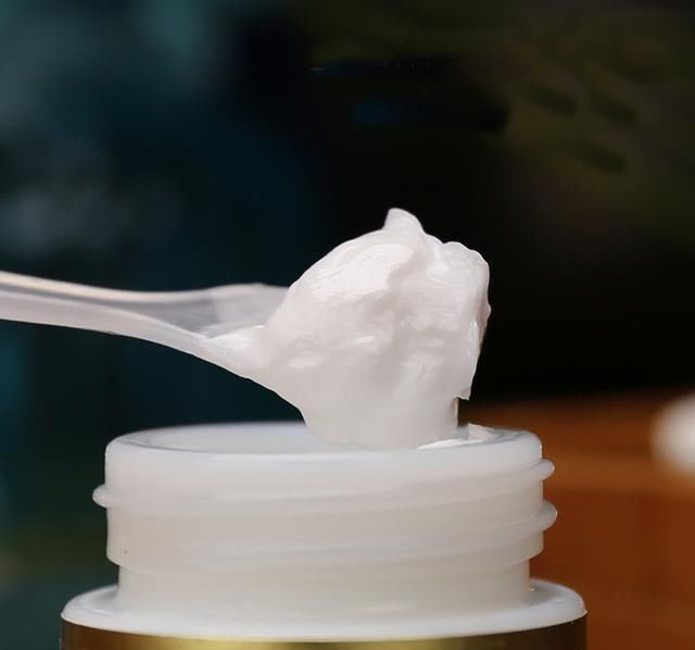 女人40岁有皱纹别傻傻去打玻尿酸, 用点厨房便宜货