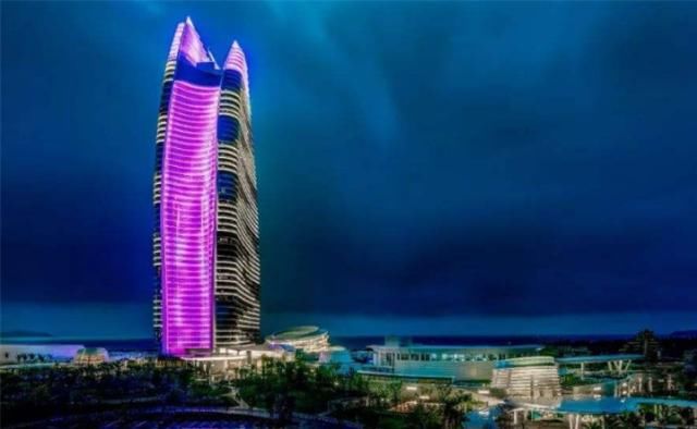 三亚最“奢华”的酒店，耗资110亿，游客：我以为到了“龙宫”