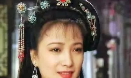 『混血』才不要什么混血脸高级脸,有这几个特征,你代表了东方美