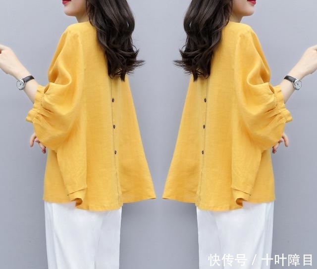  女人■45-67岁女人别穿太土，新式“嫩黄衫套装”，让你气场全开美上天