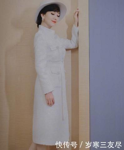 『完美』赵雅芝真是优雅到骨子里,新剧上演开衫秀温婉端庄,人气比周迅高