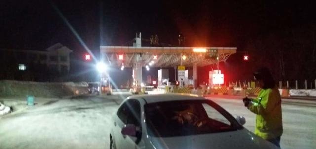 老司机为啥说高速上要“逢三必进”交警这是潜规则