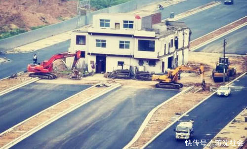  【起飞】世界最牛钉子户：赔偿款已涨到10亿，飞机为他们不敢晚