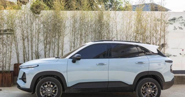  满油：厚道的国产，满油能跑680KM，配8速CVT+自动驾驶