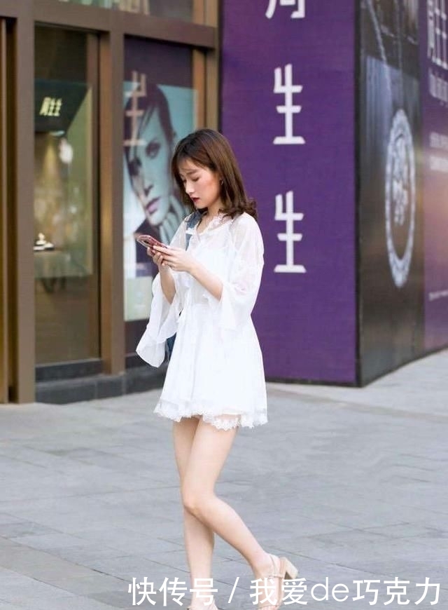 「浪漫」街拍:小姐姐的气场好强大,很凉快的视觉享受