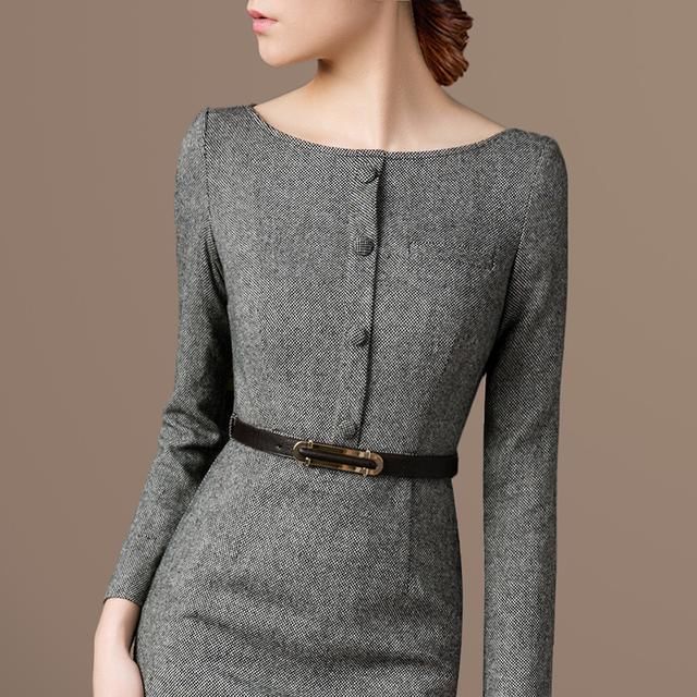 马上中秋了，回娘家别穿得像个土包子，瞧这款秋裙，洋气遮肉美爆