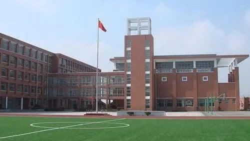 桂林■朋友圈疯传桂林学校4月7日开学?官方回应:假的!