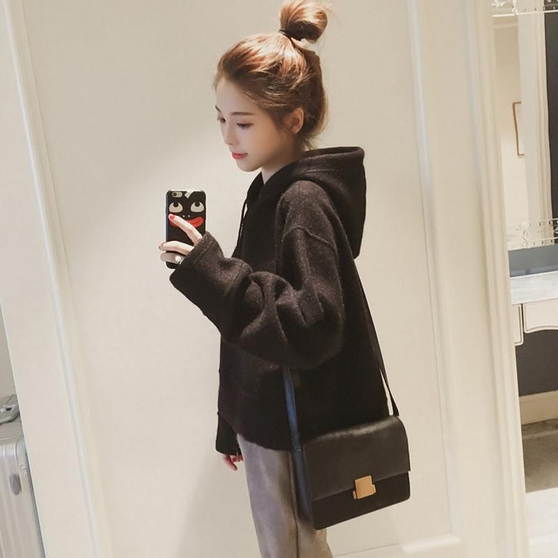 昨天穿这套“女神裙”去同学聚会，男同学看的眼都直了，夸我太美