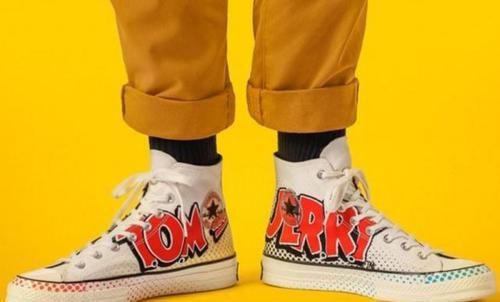  联名@普通匡威太土了，现在“猫和老鼠”联名款特别火，最适合开学穿！