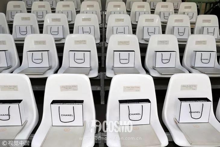 T型台 | 刘雯周迅比美，我迷茫了