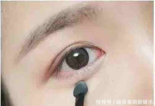  化妆■化妆的时候多画这几笔, 颜值立刻翻倍!