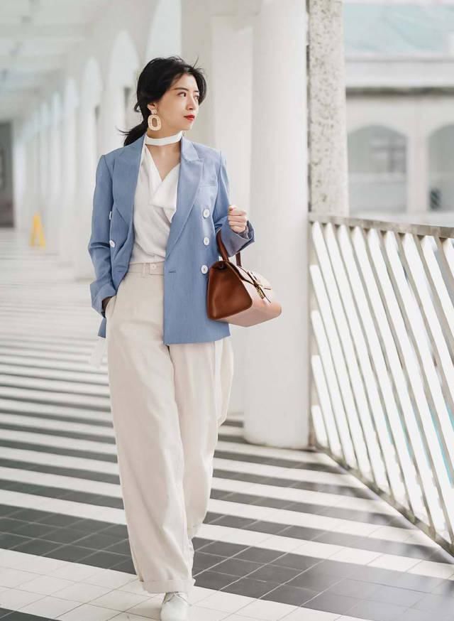  『女人』40岁女人不要选这4类单品，穿上庸俗还轻浮，完全暴露身材缺陷