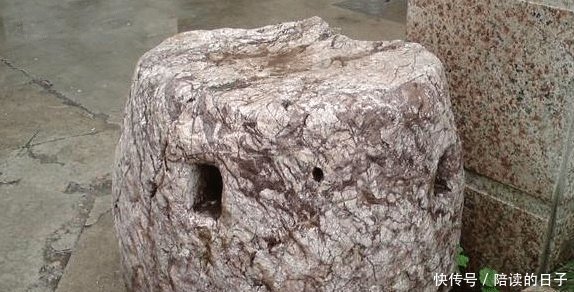  「农村」农村经常有人上门收“旧石头”，这些废弃的旧石头，用