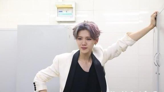 对唱：鹿晗的任性退出惹导演发飙，救场反被骂，工作室发文辟谣