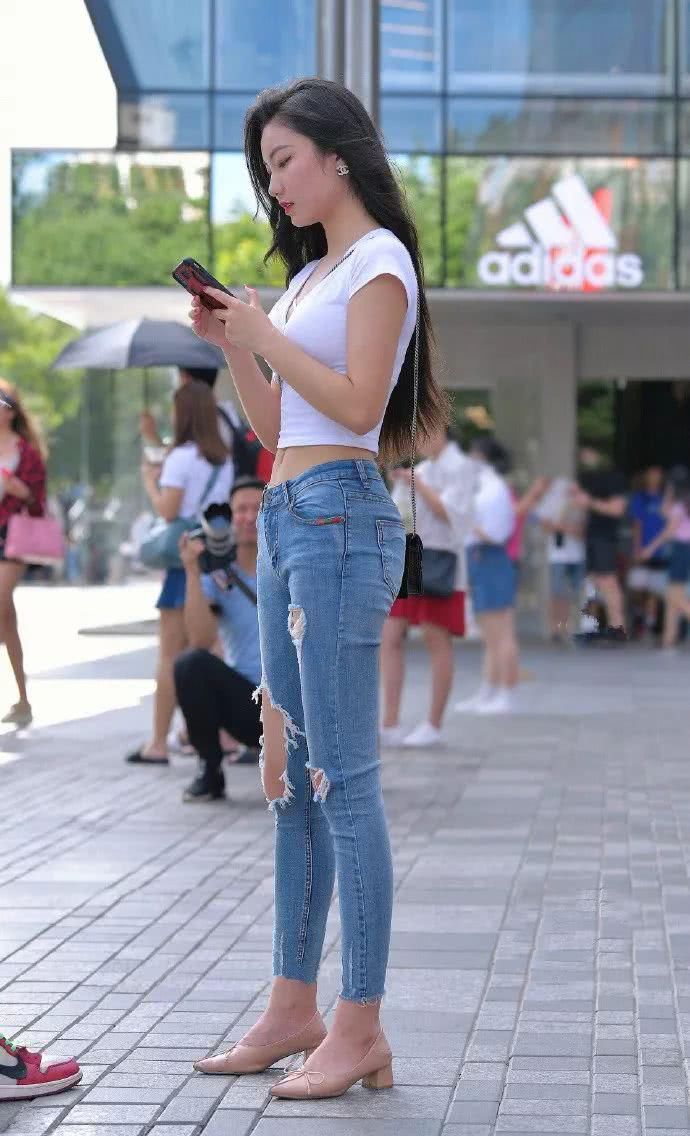 女人味|高跟鞋魅力搭配,带给你优雅的女人味