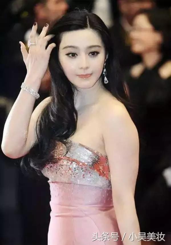 就你这样的拜拜肉还想穿吊带？得了吧！你还是穿个短袖过夏天吧！