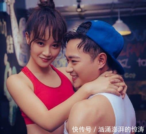 蓝盈莹与男友曹骏手牵手同框,网友迟到小姐和