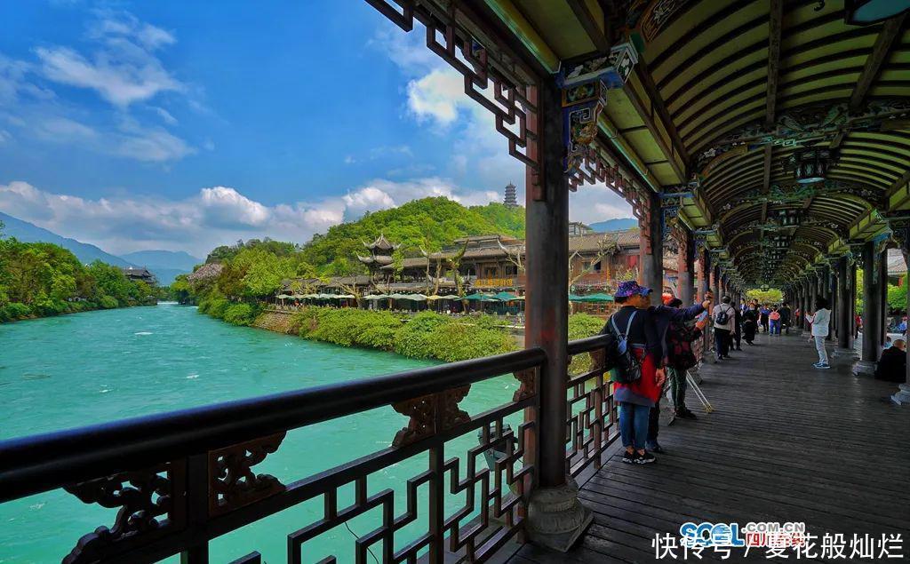 都江堰:境界丨四月芳菲 畅游都江堰