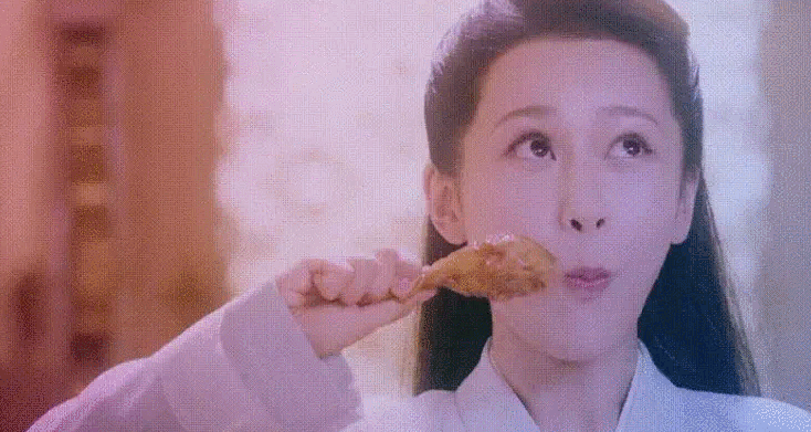 看过杨颖和杨紫的假吃，再看发哥生吞12个鸡蛋，就知道什么是敬业