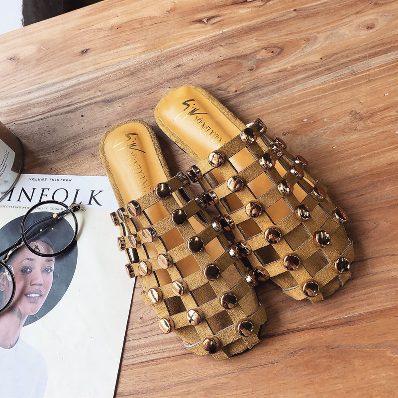 不要再穿高跟鞋了，这些平底鞋穿起来比高跟鞋还有女人味