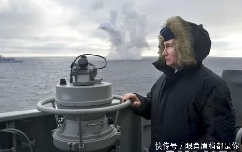 #核动力#下一代航母呼之欲出,普京亲临现场观摩:载机60架核动力令人惊喜