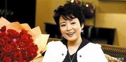  『张瑜』62岁著名演员张瑜，与丈夫离婚后单身29年，如今美丽依旧