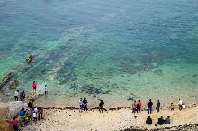 忘记三亚和青岛吧！这个美丽的海岛海鲜正肥！小“马尔代夫”必去