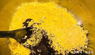  『饼干体』巧克力饼干别再买着吃了，不用水不用油，而且不用烤，在家就能做！