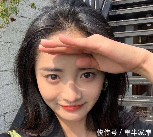  『皮肤』涂防晒和不涂防晒的区别，不仅会变黑，还有2个更伤皮肤
