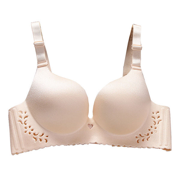 快把传统文胸扔了吧!现流行这样穿，超薄聚拢，有型更有女人味