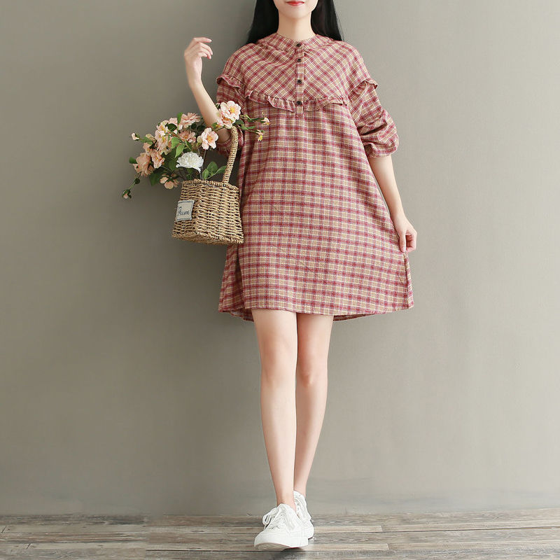 腿粗的女人尽量别穿打底裤，学她们这样穿长裙，漂亮到飞起来