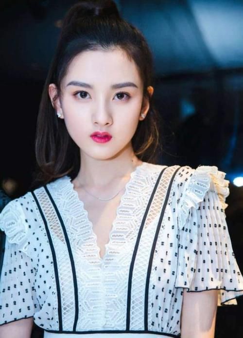  『女生』女生的5种唇形：前2个拉低颜值，最后一个很少见，你是哪个？