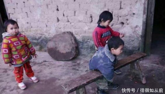 30岁的女人看着像40岁，七年和丈夫生了五个孩子，常年吃地瓜