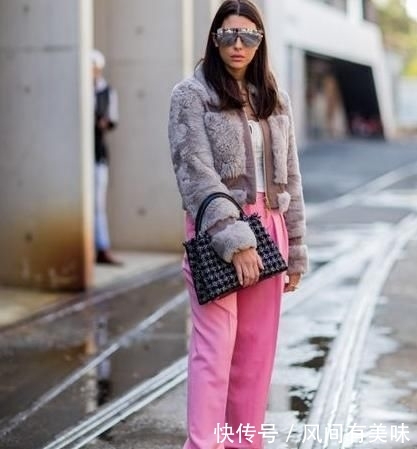  #毛绒#【尚】毛绒外套怎么搭才显瘦又高级？看看时尚达人的示范