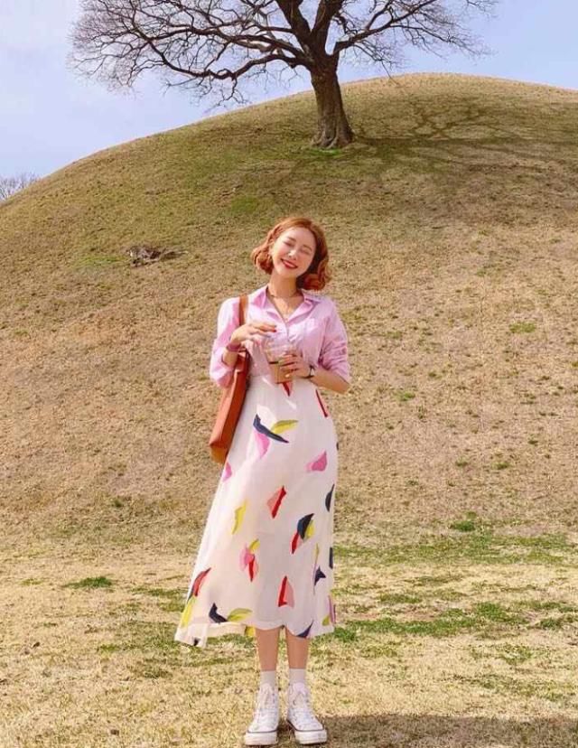  复古@你的老爹鞋还没换？今春必穿的是这4种，迷人复古显脚小