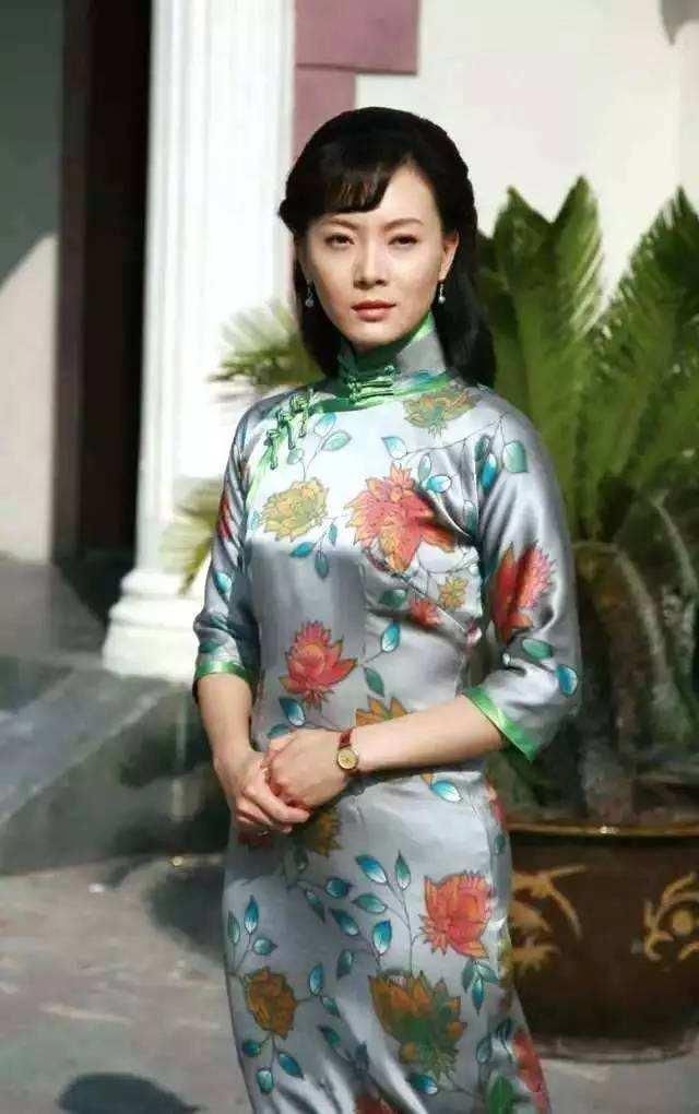 不同面料风格在旗袍上的呈现