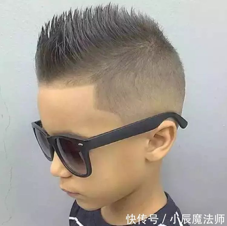  『妈妈们』最受欢迎的小男孩发型21款，款款帅气，款款时尚，款款有型