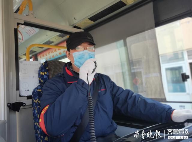  #张楠#一对母女没带口罩也乘了车，手下留情的公交司机却获8万点赞