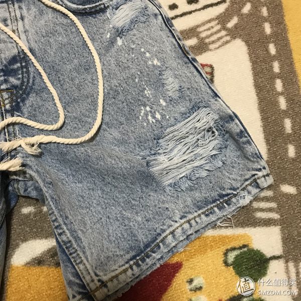 服饰快消品 篇七十五:Zara 破洞装饰牛仔百慕大短裤晒单