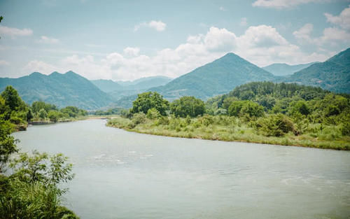  #桂林#广西这座城是未来之星，不是桂林也不是喝贺州，未来将一