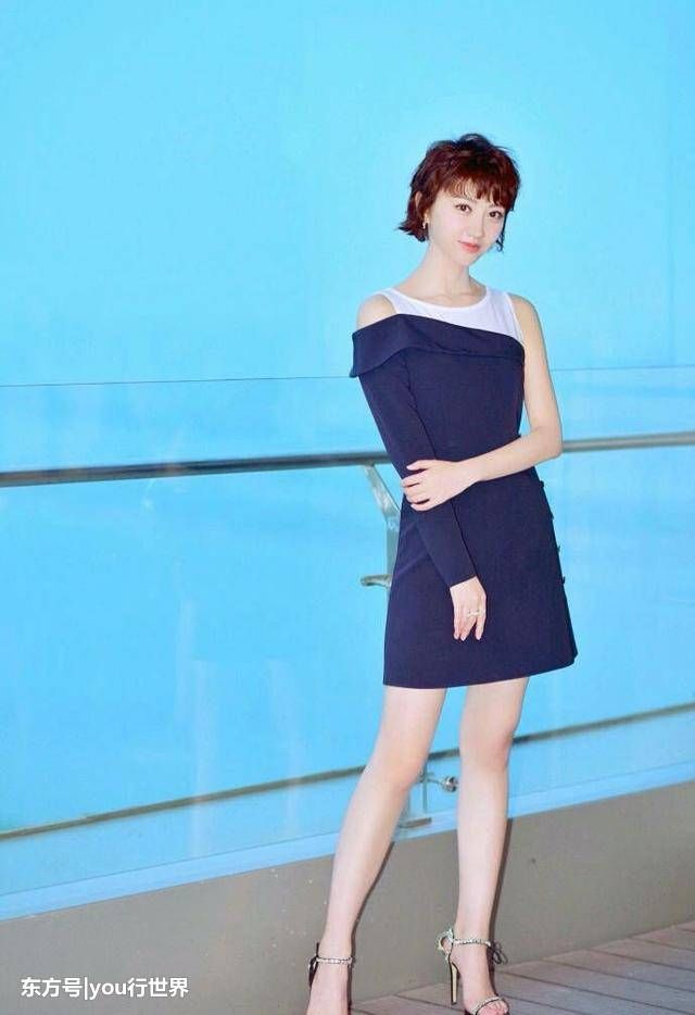 景甜撞衫同龄倪妮，居然输的一败涂地!网友:还不是你不够自信!