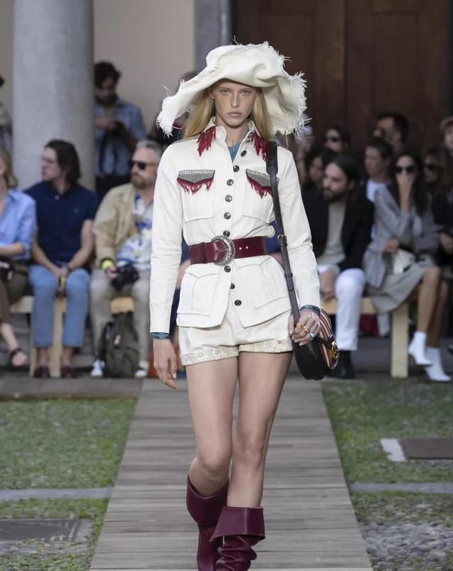 「ETRO」ETRO艾绰女装2020春夏时装系列:何为Punchline?
