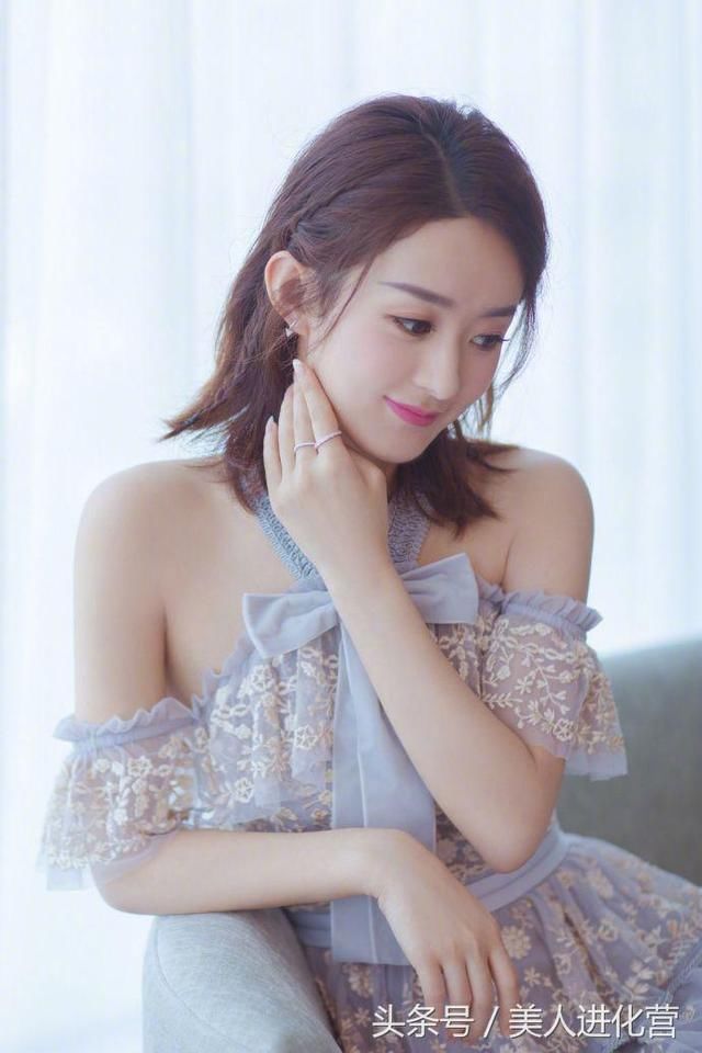 穿这么少，还能这么好看的赵丽颖，没有第二个了