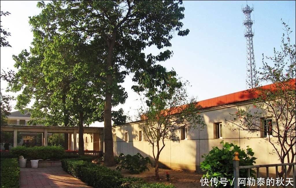 农村父母去世后，老家的房子是卖掉好还是留着好？看完总算明白了