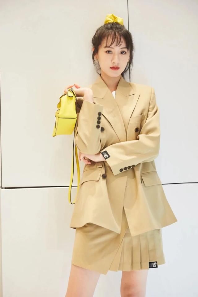  #针织衫#别再穿打底衫了！这样的穿搭真的太美了